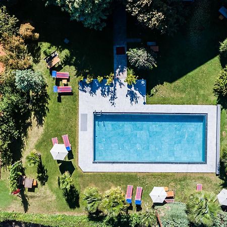 Hotel & Residenz Traubenheim Налес Екстериор снимка