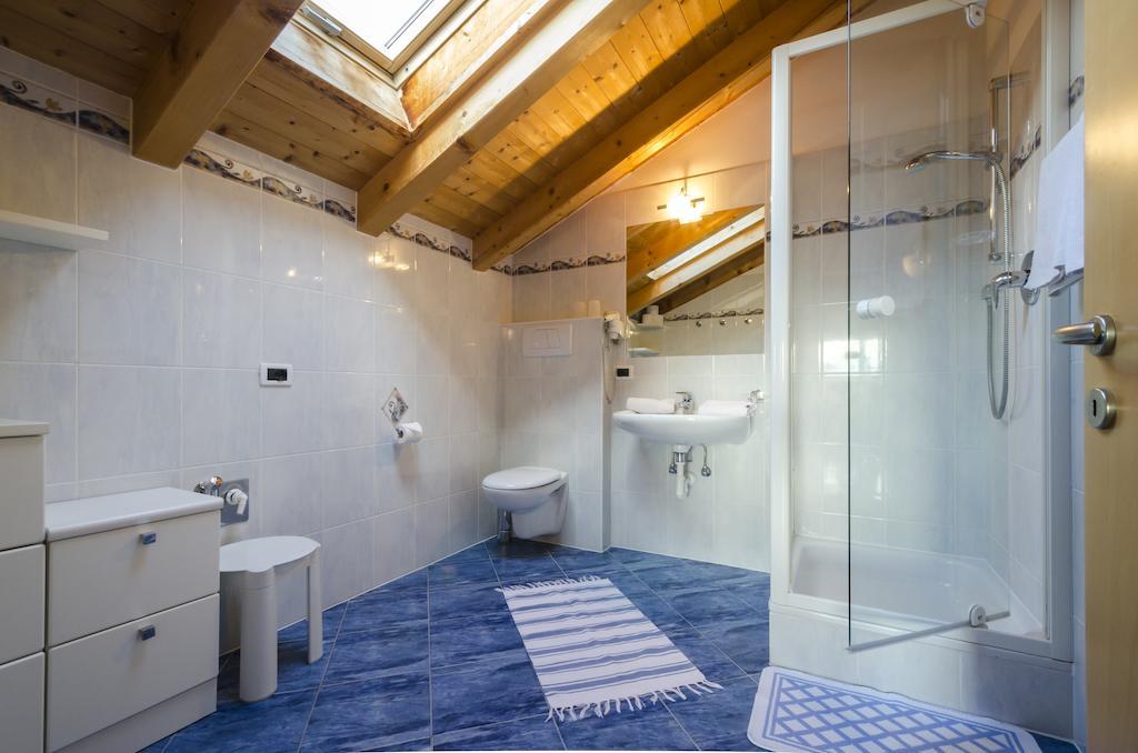 Hotel & Residenz Traubenheim Налес Стая снимка