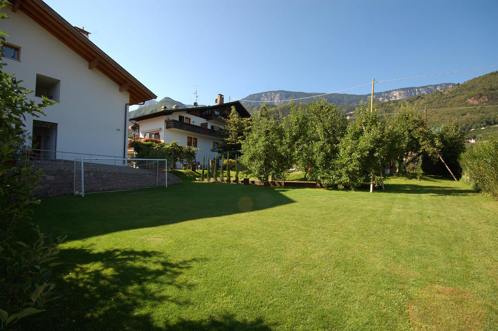 Hotel & Residenz Traubenheim Налес Екстериор снимка