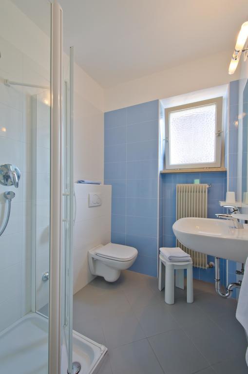 Hotel & Residenz Traubenheim Налес Стая снимка